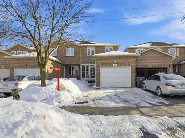 77 Tulip Dr, Brampton, ON L6Y 3W9