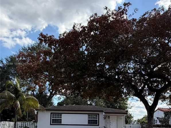 550 NW 135th St, North Miami, FL 33168