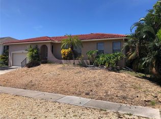 824 Swan Dr, Marco Island, FL 34145