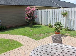 21600 Old Canal St, Cornelius, NC 28031