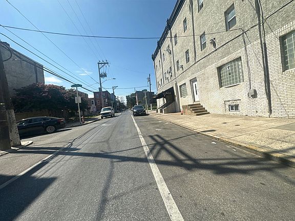 5th image of 1607 W Dauphin St