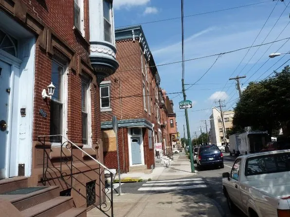 1411 Morris St, Philadelphia, PA 19145