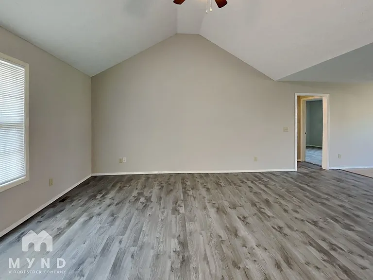 1241 S Rome Ave — Photo 4