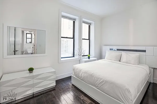 Rented by Compass | media 134