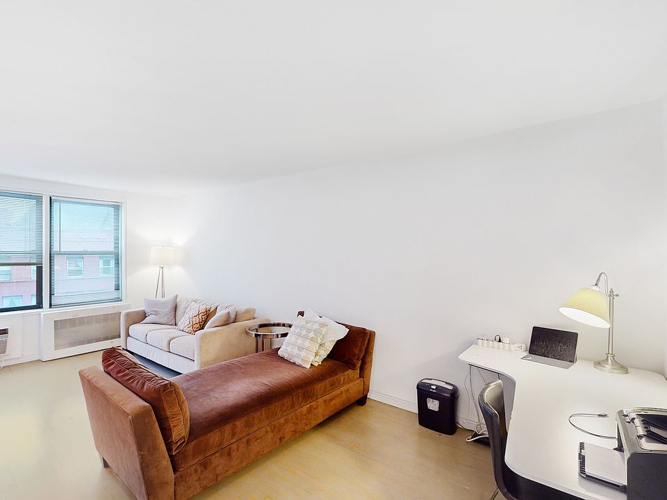 1st image of 165 Christopher St #5N
