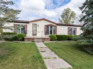 7350 Frith Rd, Saint Clair, MI 48079