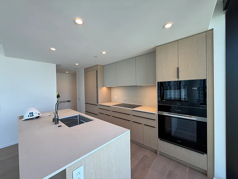 333 Ward Ave #1310 — Photo 4