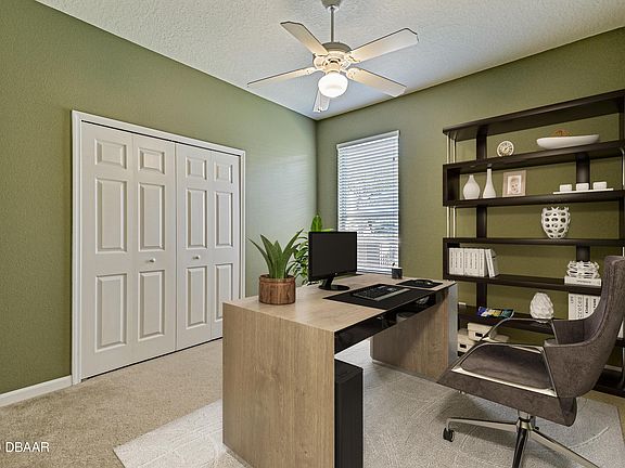 4th image of 105 McGill Cir