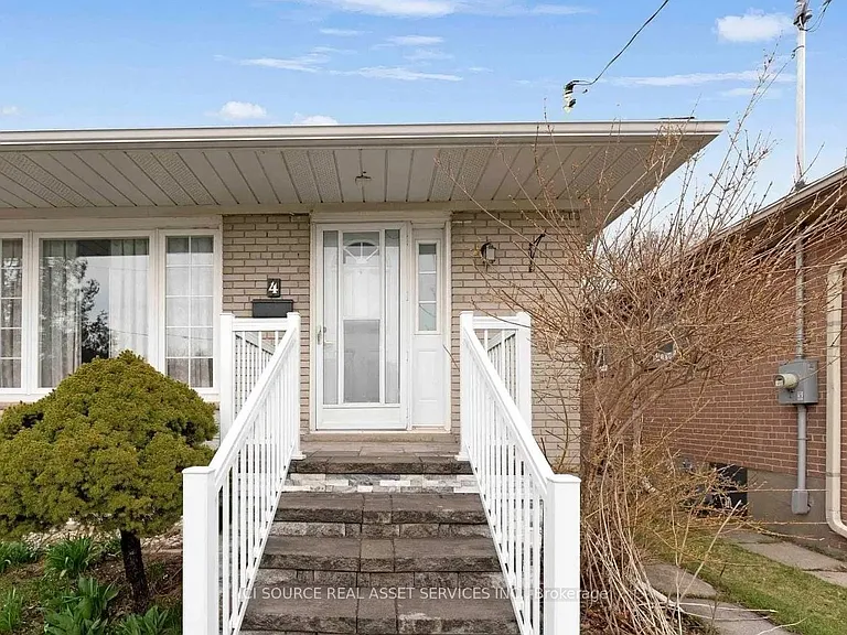 4 Dempster St #MAIN FL — Photo 12
