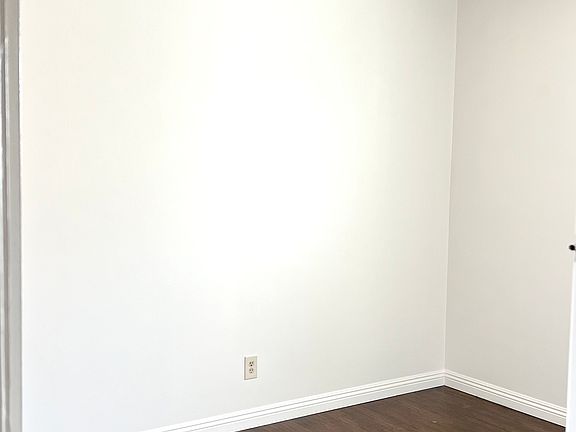 3rd image of 6 Bonita St APT C
