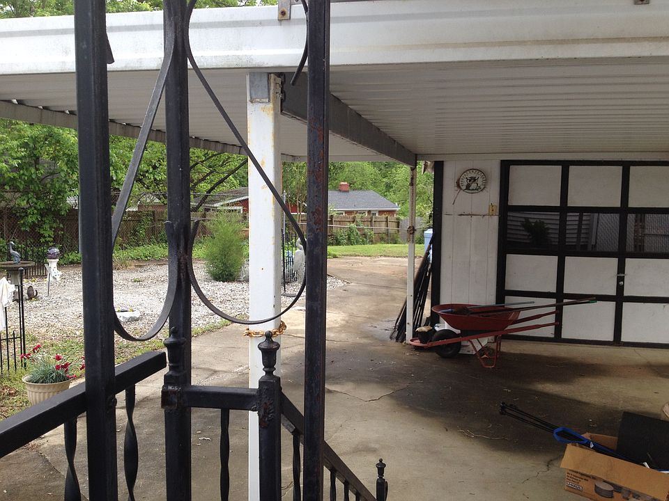 2nd carport and storage area