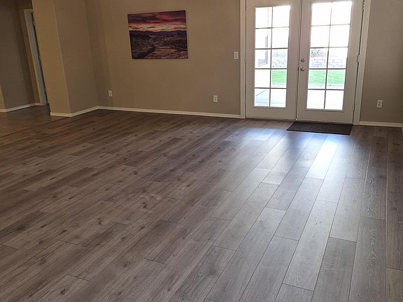 3rd image of 10848 E CATALINA Avenue