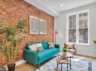 866 N 23rd St APT 1, Philadelphia, PA 19130