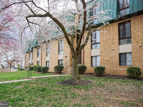 1016 Brinker 301 Dr, Hagerstown, MD 21740