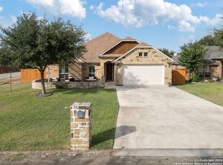 15707 Fox Ln, Selma, TX 78154