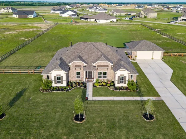 4004 Wildflower Pl, Waller, TX 77484