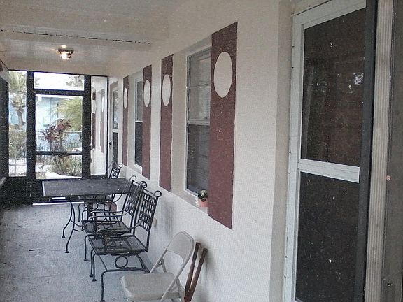 Screened Front Porch