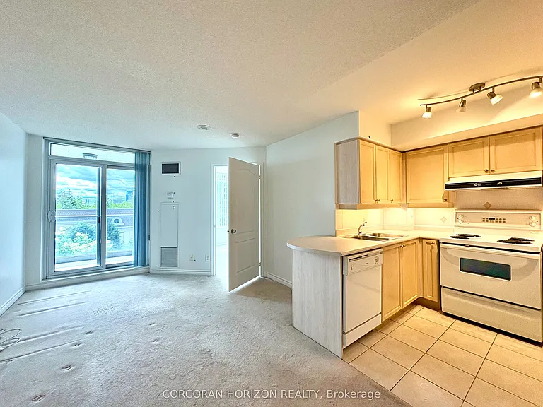 1 Rean Dr #314 — Photo 5