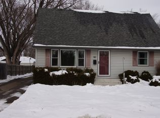 908 4th St W, Hastings, MN 55033