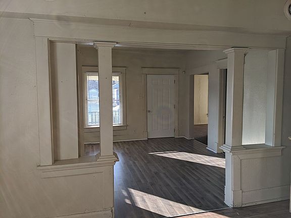 3rd image of 615 S Rybolt Ave