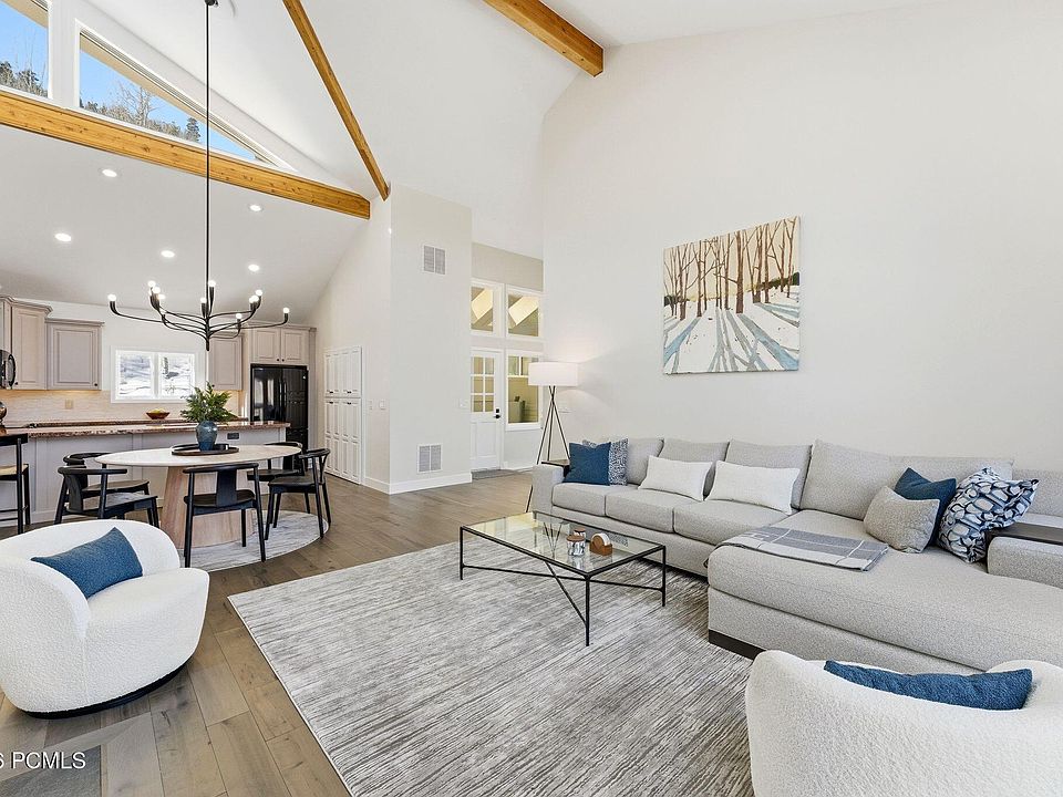 1st image of 1540 Deer Valley Dr S #27