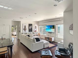 4447 Calhoun Ave #A, Sherman Oaks, CA 91423