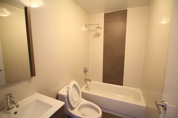 Rented by Nooklyn NYC LLC | media 26