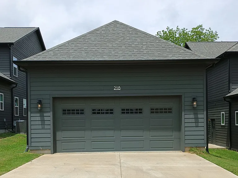 218 McCowat St — Photo 22