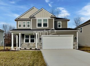 206 Deanscroft Dr, Pickerington, OH 43147