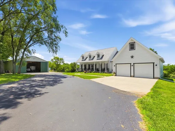 54262 221st St, Glenwood, IA 51534