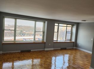67-00 192nd St #609, Fresh Meadows, NY 11365