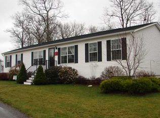 7 Starlight Dr, South Kingstown, RI 02879