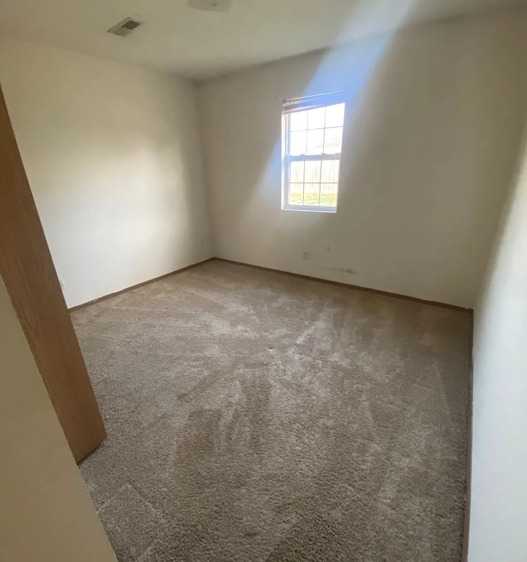 2 bed, 800 sqft, $850 — Photo 1