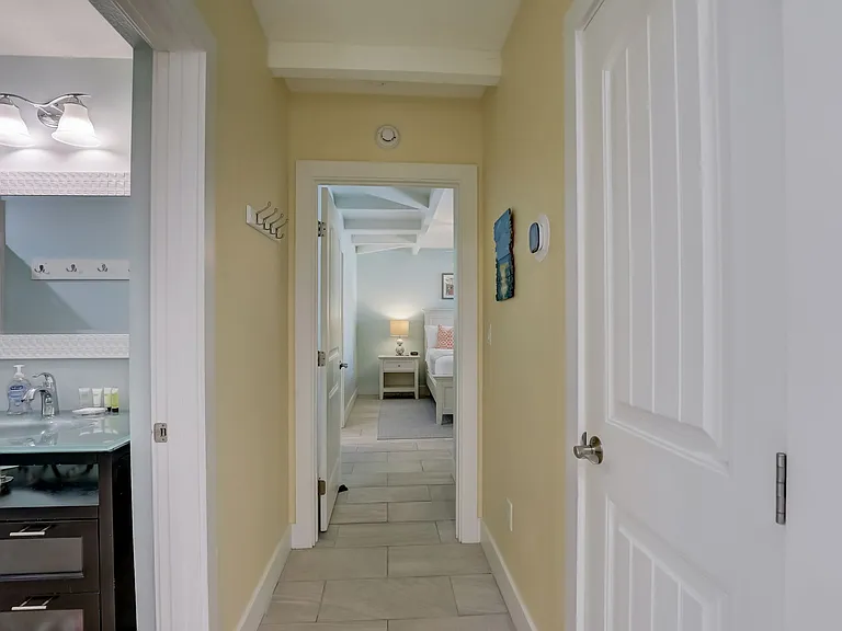 39 S Polk Dr — Photo 24