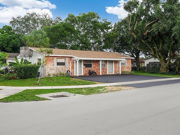 5th image of 4350-4352 SW 62nd Avenue #1-2