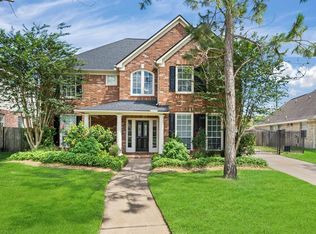 2630 Martinec Dr, Pearland, TX 77584