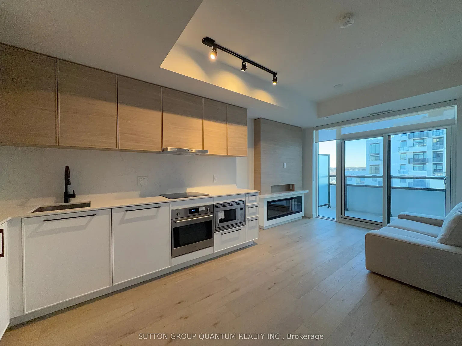 2 bed, $2,750 — Photo 3