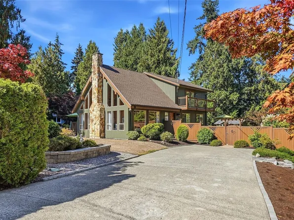 1843 Amelia Cres, Nanoose Bay, BC V9P 9C7