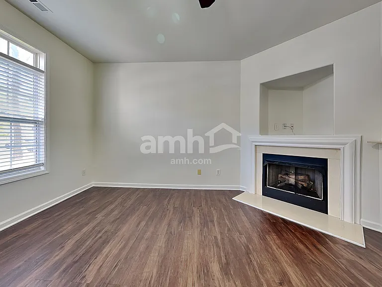 2604 Oasis Ln — Photo 6