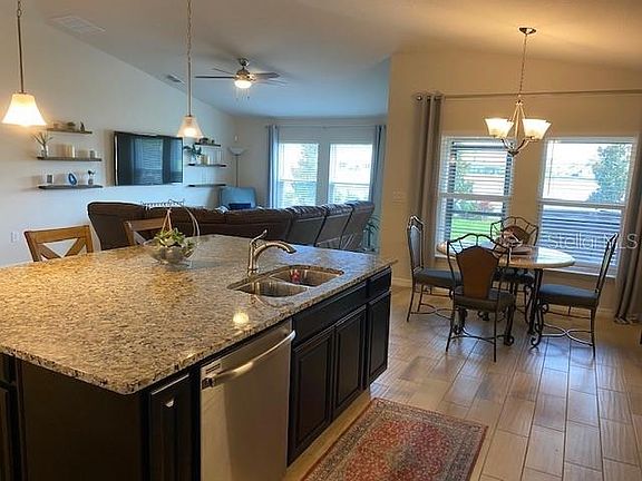 4th image of 1476 Chelsea Manor Cir