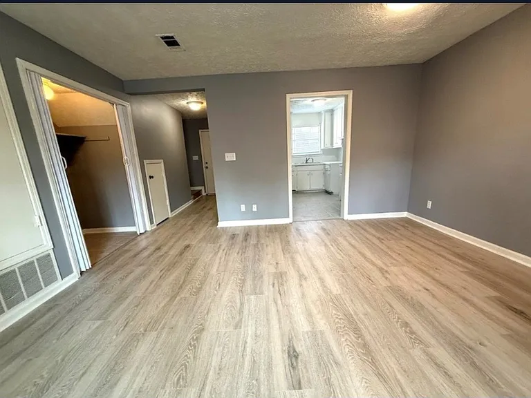 1249 Seth Johnson Dr — Photo 6