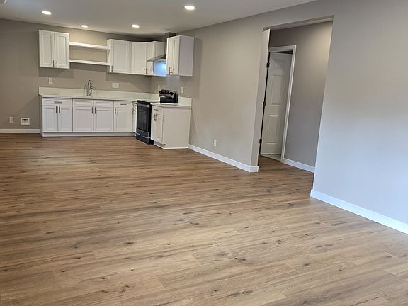 Large living/dining room