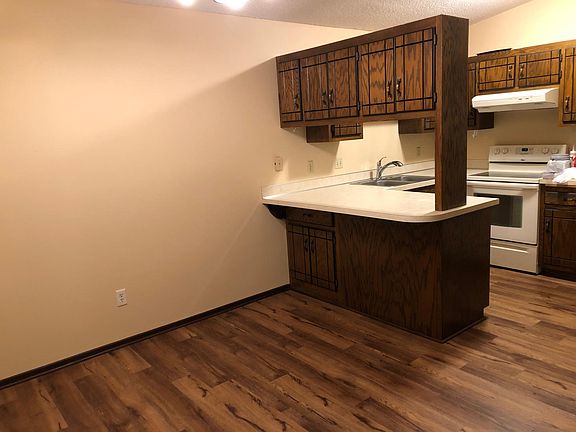 Dining/Kitchen