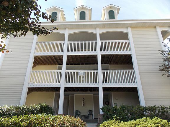 3rd image of 3350 Club Villa Dr SE Unit 306