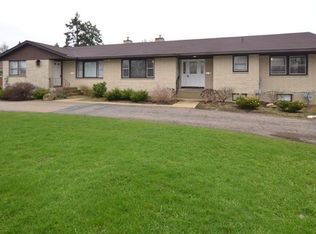 1185 Bode Rd, Arlington Heights, IL 60120