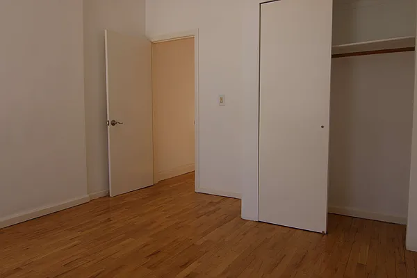 Rented by Target Realty Group | media 4