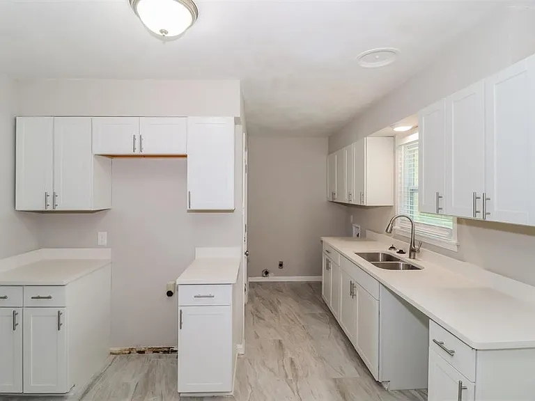 5113 Helene Rd — Photo 8