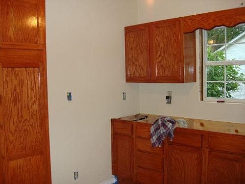 2nd image of 513 Greenwood St