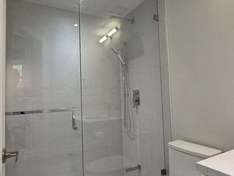 10 Lascelles Blvd #MAIN — Photo 9