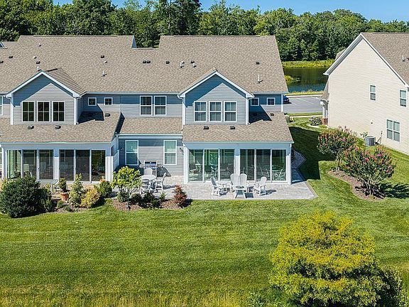 4th image of 30243 Brandywine Dr